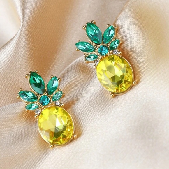 Free People Jewelry - FP🍍 pineapple stud earrings boho